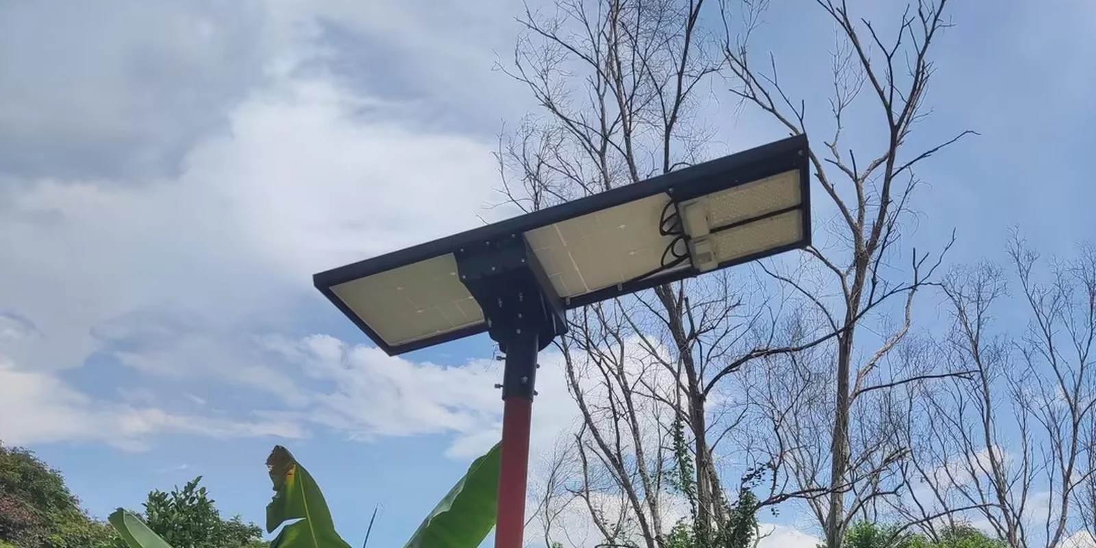 Lux vs Lumens: What&rsquo;s the Difference for Outdoor Lighting?