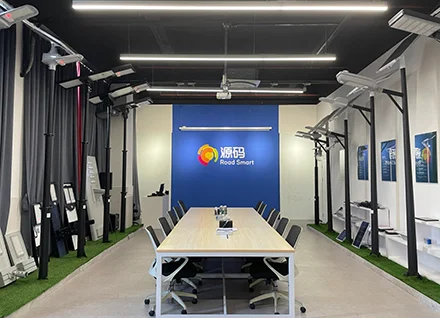 1753097401170467.webp RoadSmart Showroom.webp