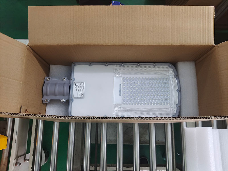 Split Led Solar Street Light