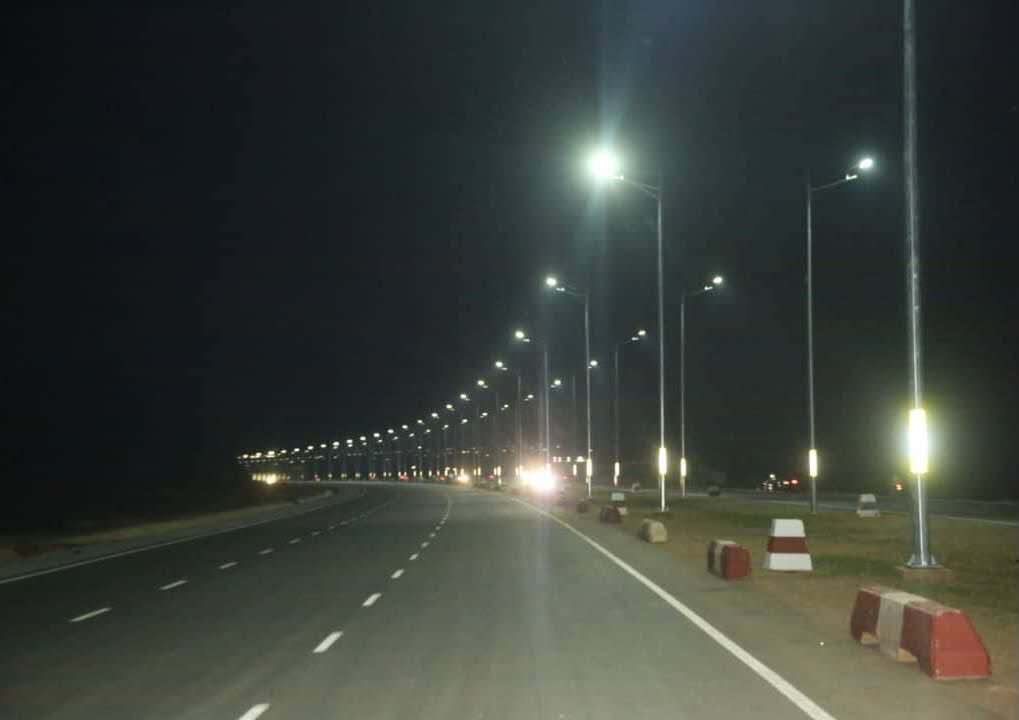 solar street lights for road lighting project