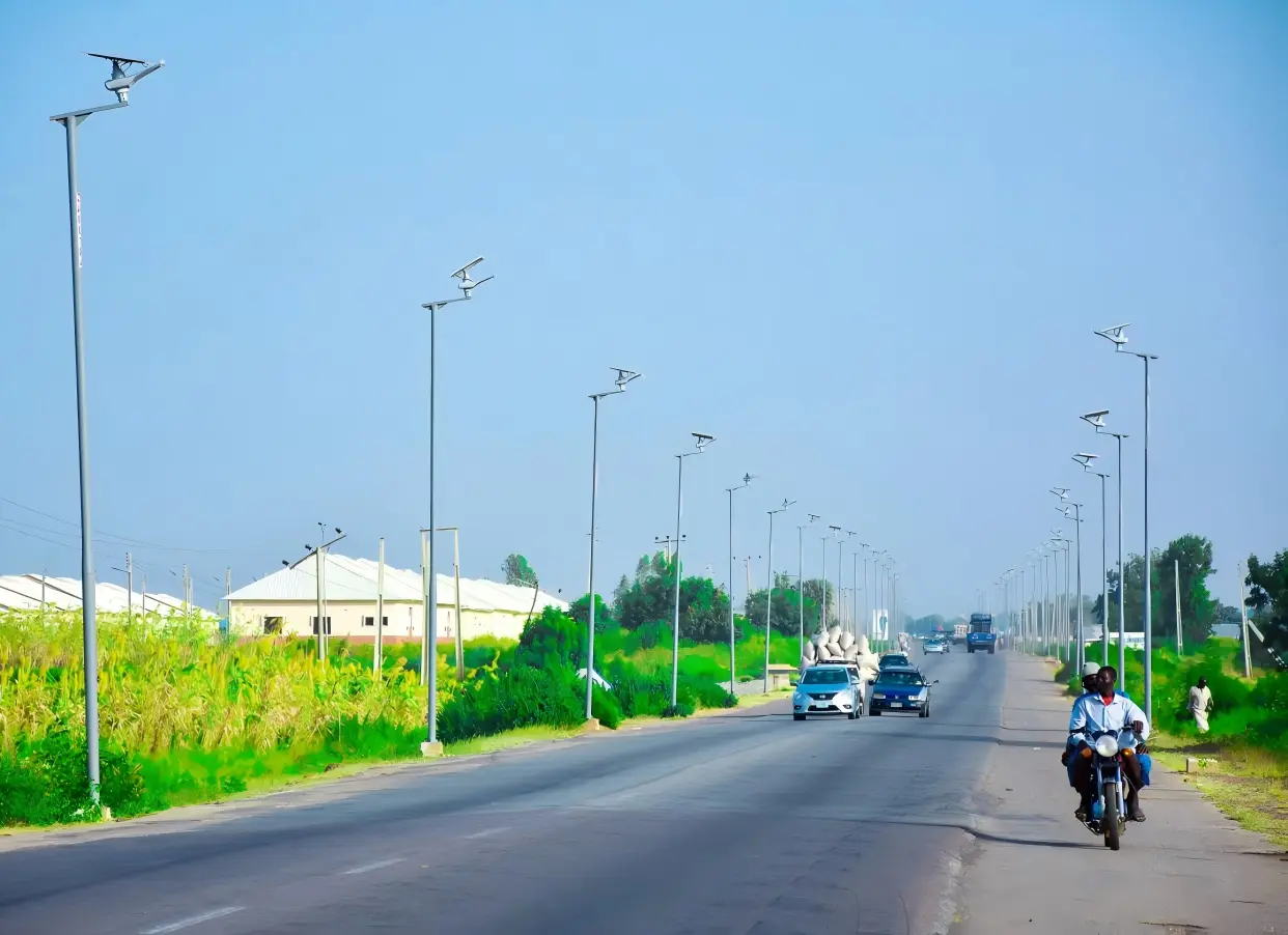 Learn the complete solar street light installation process